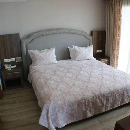 Anemon Trabzon Отель 4*