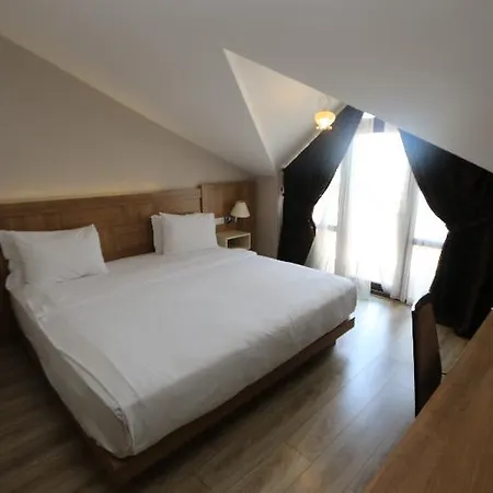 Anemon Trabzon Отель 4*